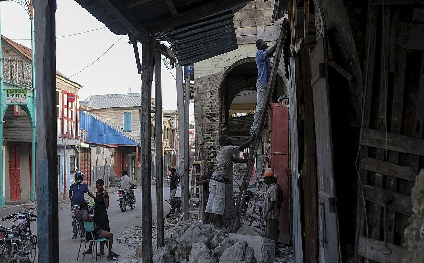 Σεισμός στην Αϊτή: Θρήνος για τους 2.189 νεκρούς &#8211; Μετασεισμός τη νύχτα ταρακούνησε κτίρια