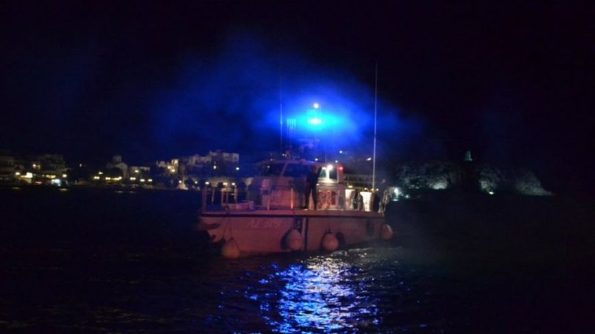 Βύθιση πλοίου στο Μυρτώο Πέλαγος: Σώα και τα 16 μέλη του πληρώματος