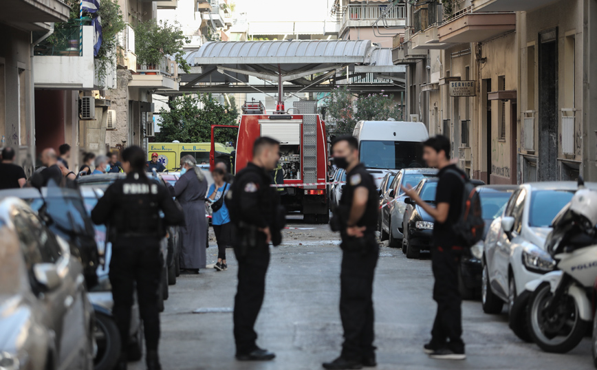 Πατήσια: Δύο νεκροί από φωτιά σε διαμέρισμα