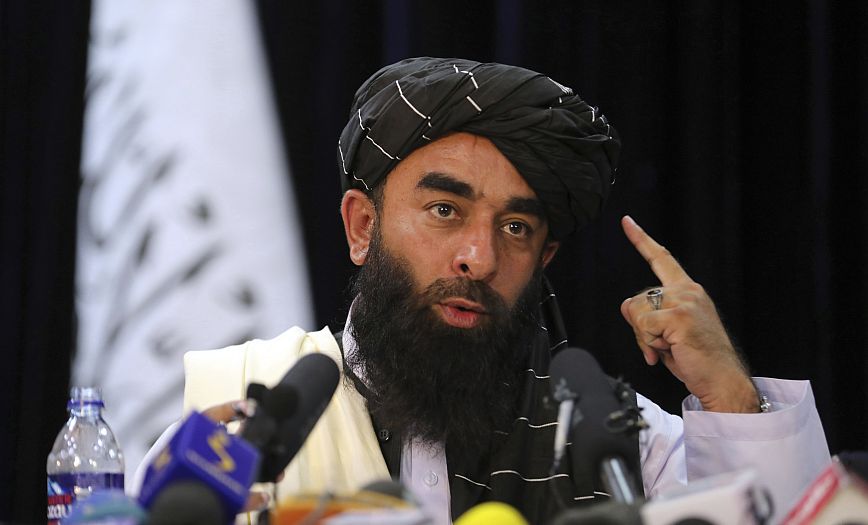 Αφγανιστάν: Ο μυστηριώδης εκπρόσωπος των Ταλιμπάν που έδειξε επιτέλους το πρόσωπό του