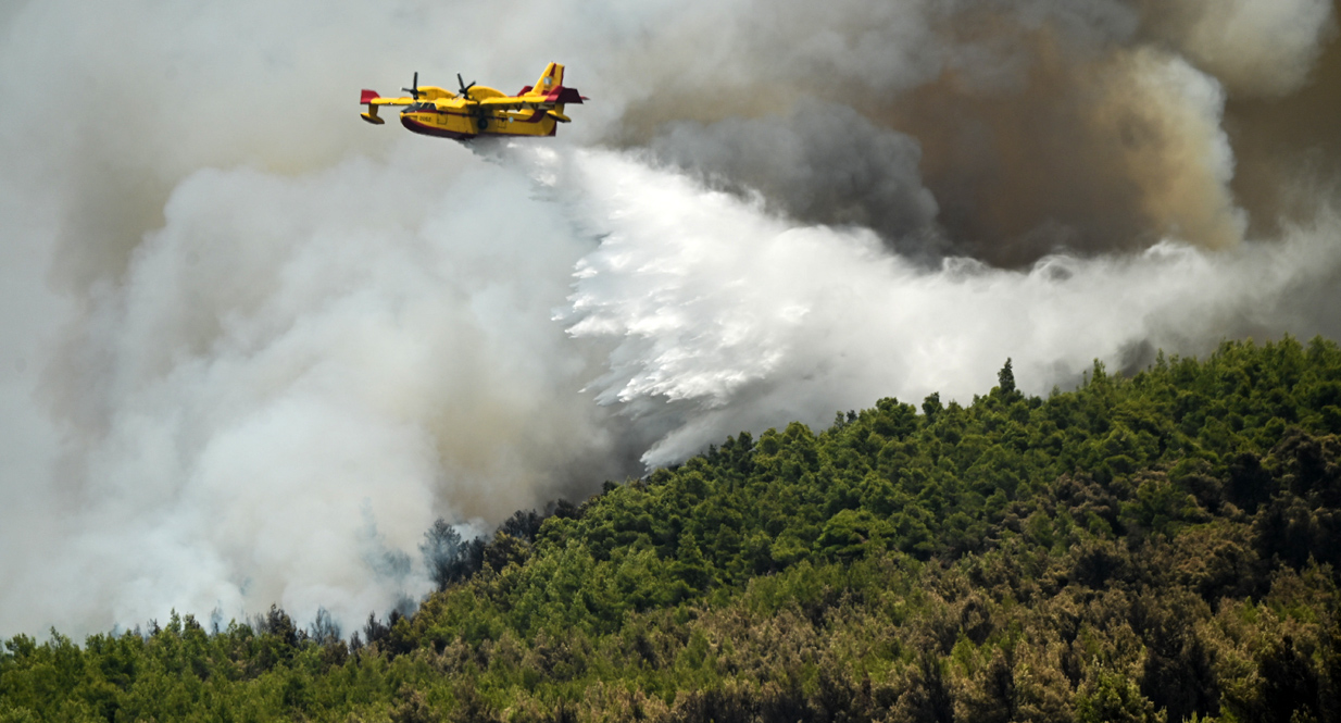 Δύο πυροσβεστικά αεροσκάφη στέλνει η Τουρκία στην Ελλάδα