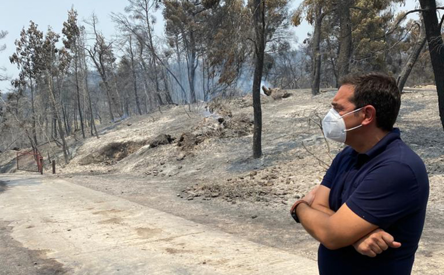 Τσίπρας από Εύβοια: Να μην προκαλεί η κυβέρνηση με δηλώσεις αυτοθαυμασμού πάνω στα ερείπια