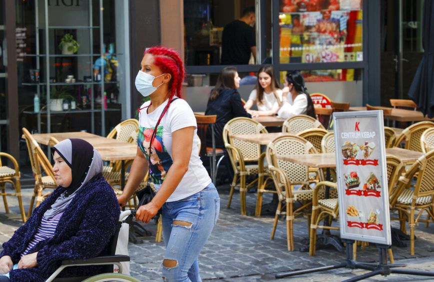 Υγειονομικό πιστοποιητικό σε μπαρ, εστιατόρια και νυχτερινά κέντρα στις Βρυξέλλες