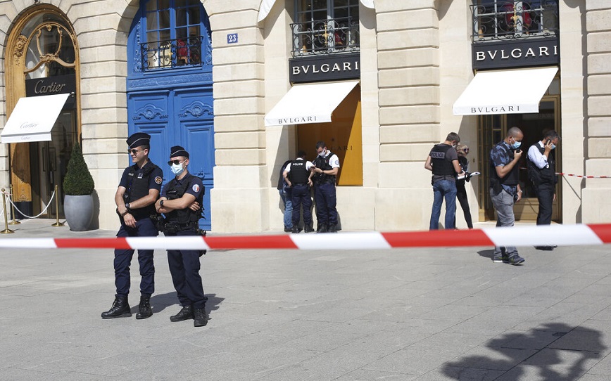 Ένοπλη ληστεία σε κοσμηματοπωλείο της αλυσίδας Bulgari στο Παρίσι, με λεία 10 εκατ. ευρώ