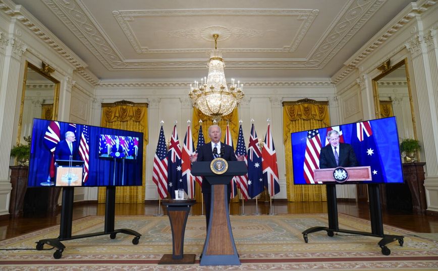 AUKUS: Πυρηνοκίνητα υποβρύχια δίνουν στην Αυστραλία ΗΠΑ και Βρετανία με το βλέμμα στην Κίνα