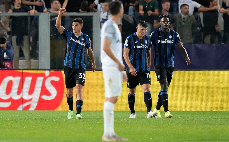 Οι παίκτες της Αταλάντα πανηγυρίζουν