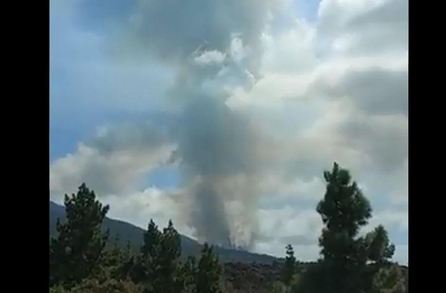 Συναγερμός στην Ισπανία: Έκρηξη ηφαιστείου στο νησί Λα Πάλμα, απομακρύνθηκαν κάτοικοι