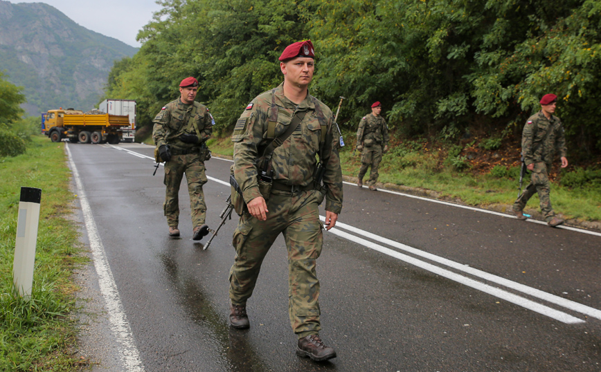 Σερβία: Ένταση στο βόρειο Κόσοβο &#8211; Το υπουργείο Άμυνας της Σερβίας διαψεύδει πως εισήλθε ο στρατός