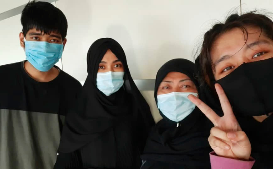 H γυναικεία ομάδα ποδοσφαίρου του Αφγανιστάν H γυναικεία ομάδα ποδοσφαίρου του Αφγανιστάν