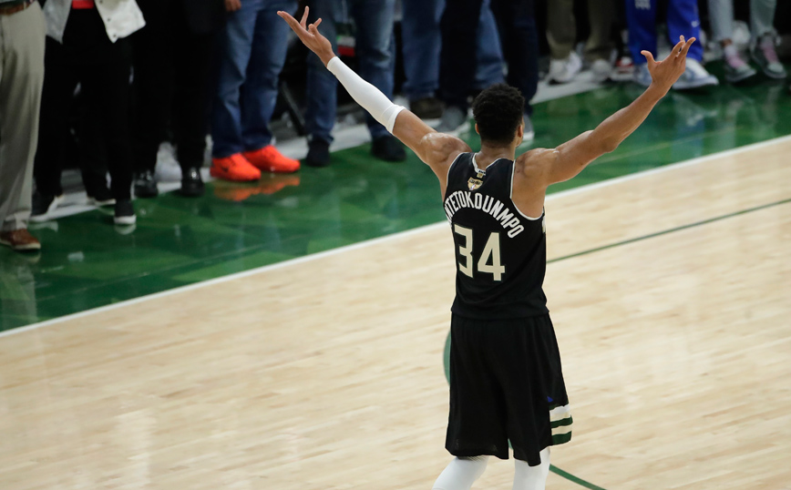 Ο Γιάννης Αντετοκούνμπο πρωταθλητής NBA