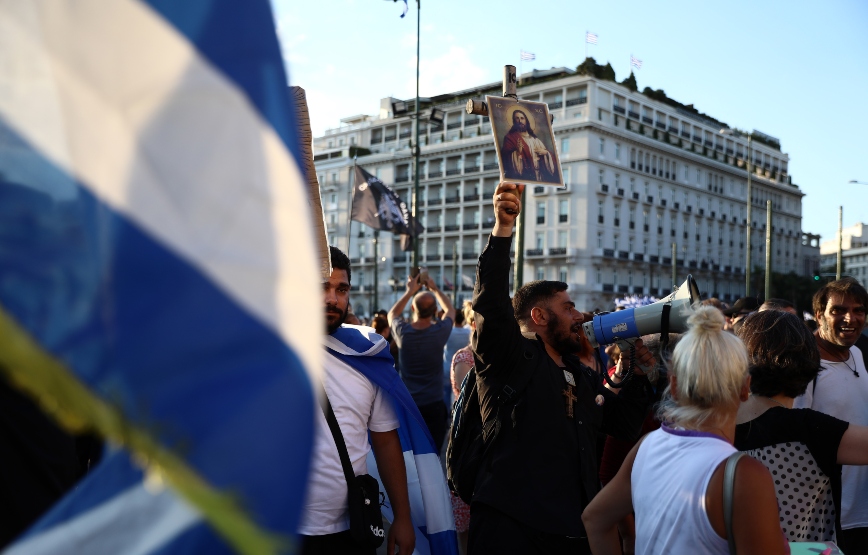Κορονοϊός: Στο «μάτι» της Δίωξης Ηλεκτρονικού Εγκλήματος οι αντιεμβολιαστές – Έρευνα στα social media