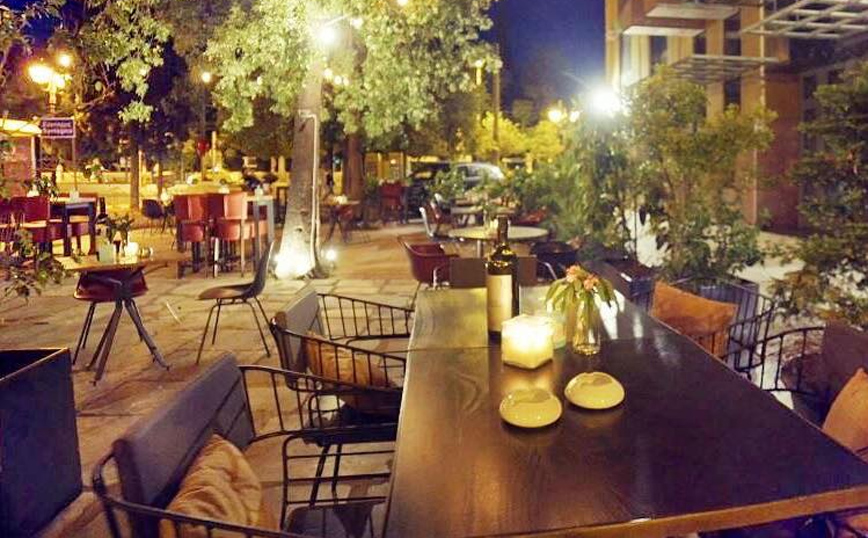 Τα καθιερωμένα wine bars στο κέντρο για τα ατμοσφαιρικά απογεύματα του Σεπτέμβρη