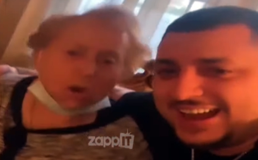 Mad Clip: Η γιαγιά του τράπερ είναι απαρηγόρητη – «Χτυπάω το κεφάλι μου στον τοίχο και λέω γιατί»