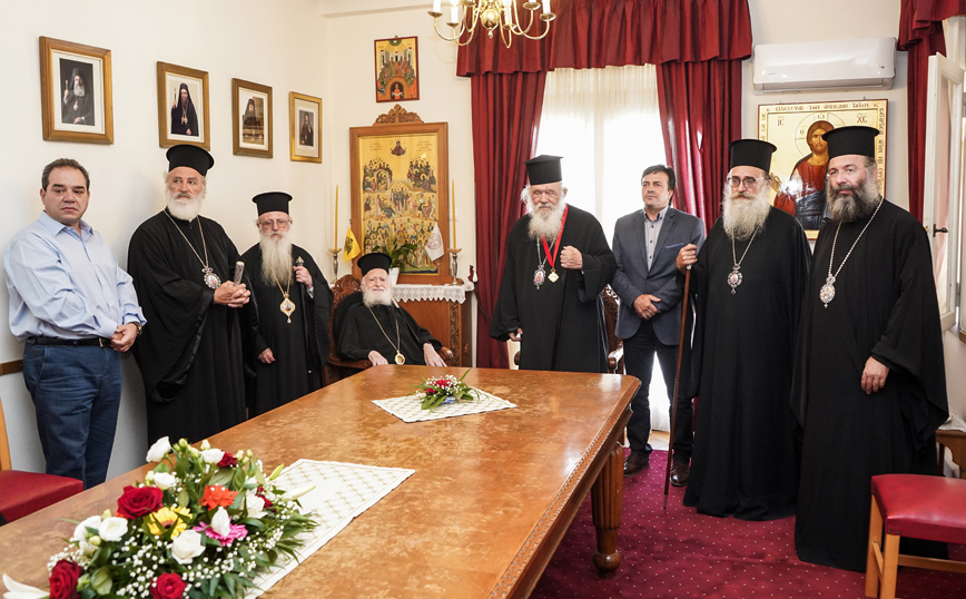 ΕΠΙΣΚΕΨΗ ΤΟΥ ΑΡΧΙΕΠΙΣΚΟΠΟΥ ΙΕΡΩΝΥΜΟΥ ΣΤΟ ΗΡΑΚΛΕΙΟ ΕΠΙΣΚΕΨΗ ΤΟΥ ΑΡΧΙΕΠΙΣΚΟΠΟΥ ΙΕΡΩΝΥΜΟΥ ΣΤΟ ΗΡΑΚΛΕΙΟ