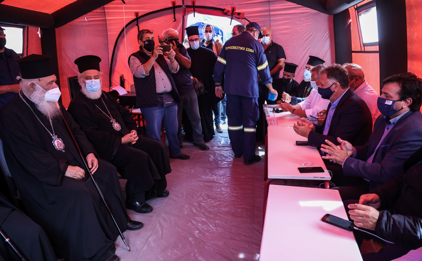 ΕΠΙΣΚΕΨΗ ΤΟΥ ΑΡΧΙΕΠΙΣΚΟΠΟΥ ΙΕΡΩΝΥΜΟΥ ΣΤΟ ΗΡΑΚΛΕΙΟ ΕΠΙΣΚΕΨΗ ΤΟΥ ΑΡΧΙΕΠΙΣΚΟΠΟΥ ΙΕΡΩΝΥΜΟΥ ΣΤΟ ΗΡΑΚΛΕΙΟ