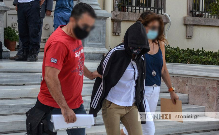 Μυτιλήνη: Στη φυλακή 43χρονη για 4,5 κιλά κοκαΐνης – Τα είχε αφήσει σε τουαλέτα μαγαζιού