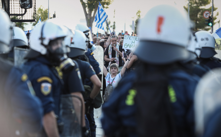 Θεσσαλονίκη: Ελεύθεροι οι εννέα συλληφθέντες για τα επεισόδια στην συγκέντρωση των αντιεμβολιαστών