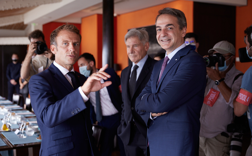 Τετ α τετ Μητσοτάκη με Μακρόν και Χάρισον Φορντ στη Μασσαλία 