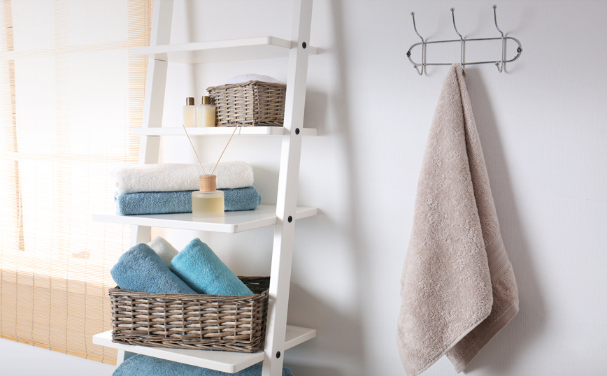 Πώς να δημιουργήσετε στο σπίτι σας ατμόσφαιρα σπα διπλώνοντας τις πετσέτες με έναν συγκεκριμένο τρόπο