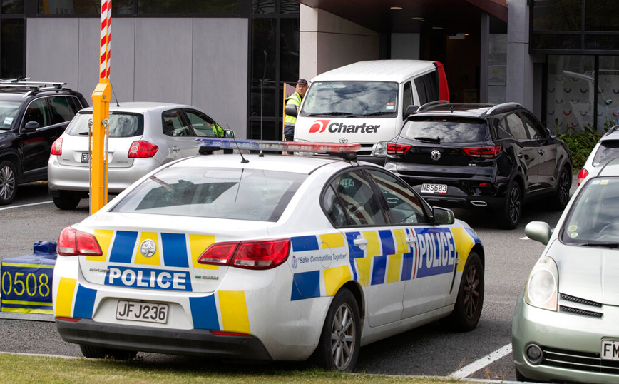 Νέα Ζηλανδία: Αστυνομικοί σκότωσαν άνδρα που επιτέθηκε και τραυμάτισε πελάτες μέσα σε εμπορικό κέντρο