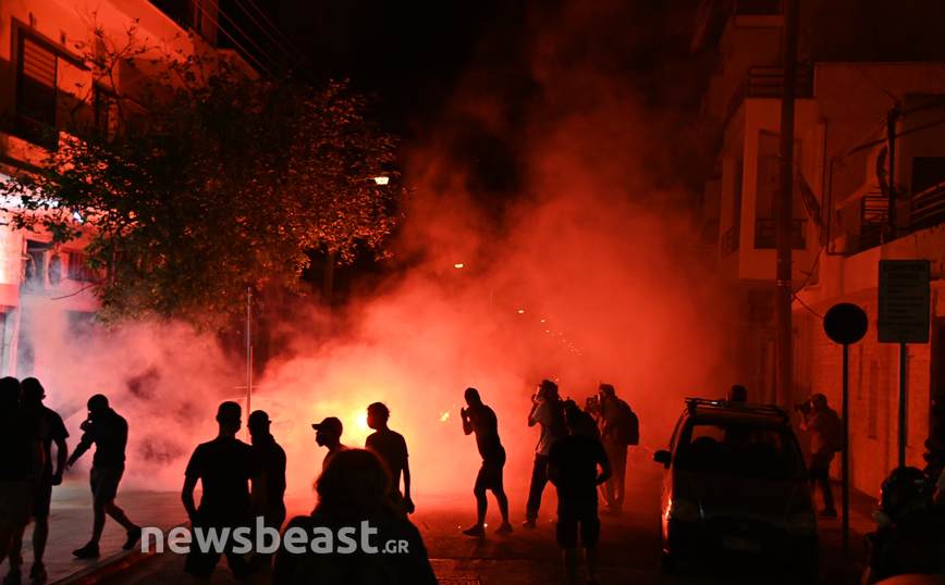 Παύλος Φύσσας: Επεισόδια και μολότοφ μετά την πορεία για τα οκτώ χρόνια από τη δολοφονία του