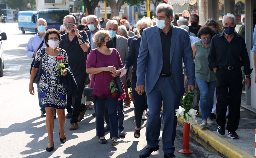 Μίκης Θεοδωράκης – Πολάκης: «Ένας από τους τελευταίους μεγάλους του 20ου αιώνα»