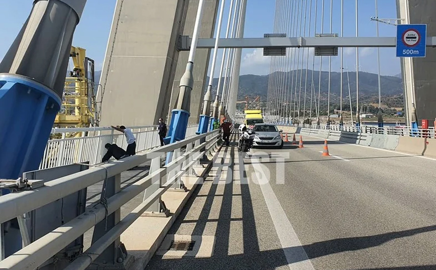 Συναγερμός στη Γέφυρα Ρίου – Αντιρρίου: Γυναίκα απειλούσε να πέσει στη θάλασσα