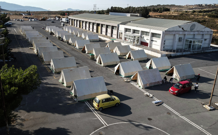 ΥΠΟΙΚ: Πίστωση 4,9 εκατ. ευρώ σε 96 πυρόπληκτους και 422 σεισμοπαθείς της Κρήτης