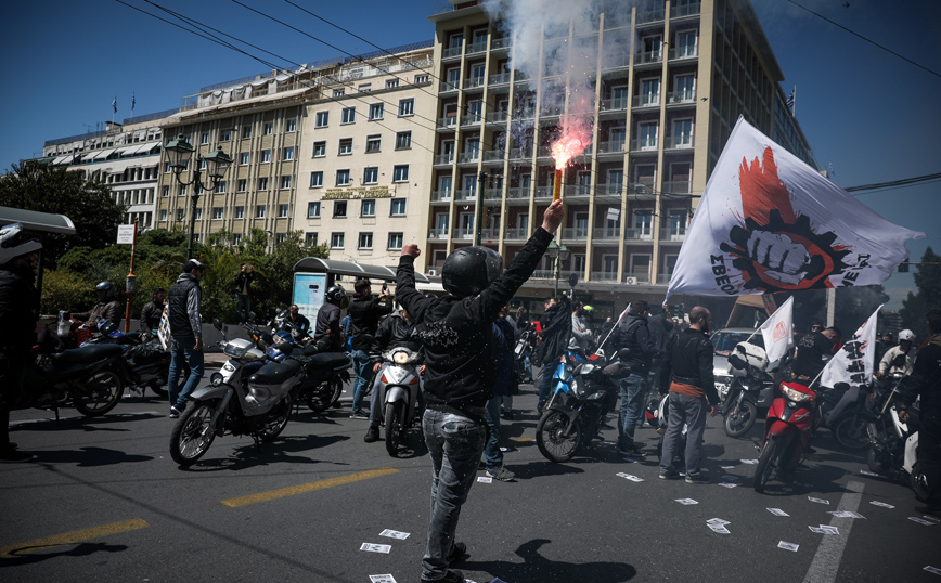 Μοτοπορεία ντελιβεράδων και διανομέων του σωματείου ΣΒΕΟΔ