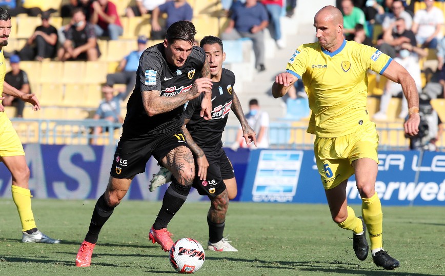 Φάση από τον αγώνα Παναιτωλικός - ΑΕΚ Φάση από τον αγώνα Παναιτωλικός - ΑΕΚ