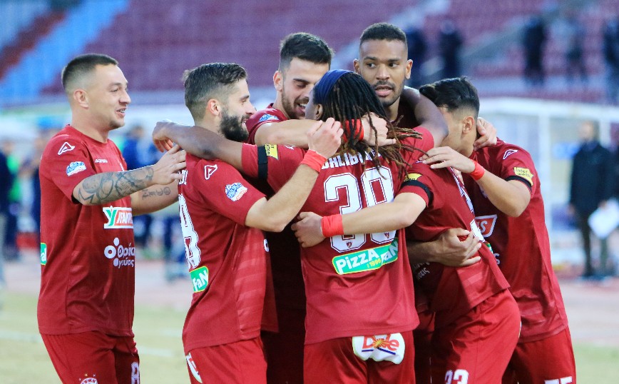 ΑΕΛ: Κατ’ εξαίρεση άνοδο στη Super League ή αποζημίωση λόγω της υπόθεσης του ΠΑΣ Γιάννινα
