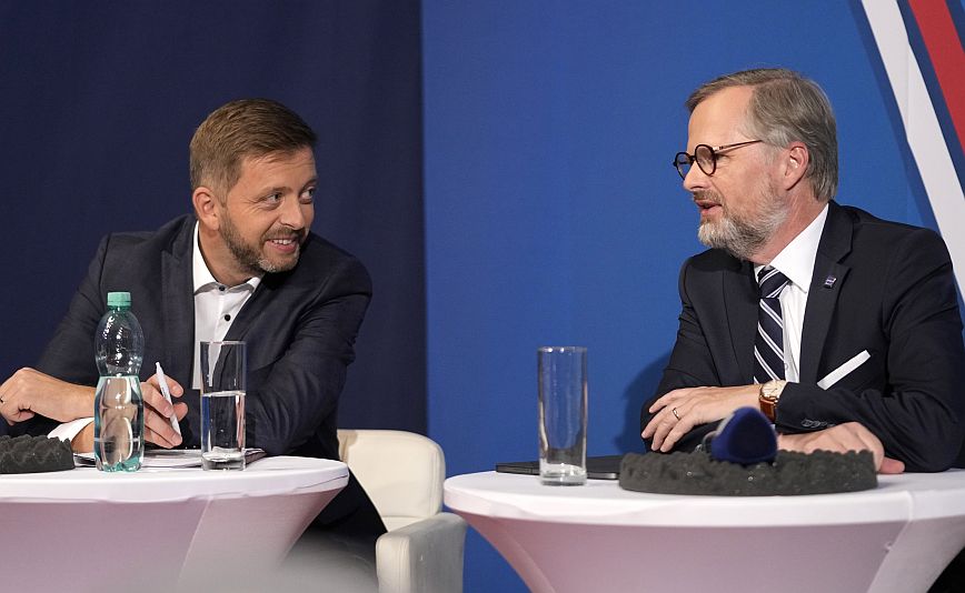 Τσεχία: Τα κόμματα της αντιπολίτευσης προσανατολίζονται στο σχηματισμό κυβέρνησης