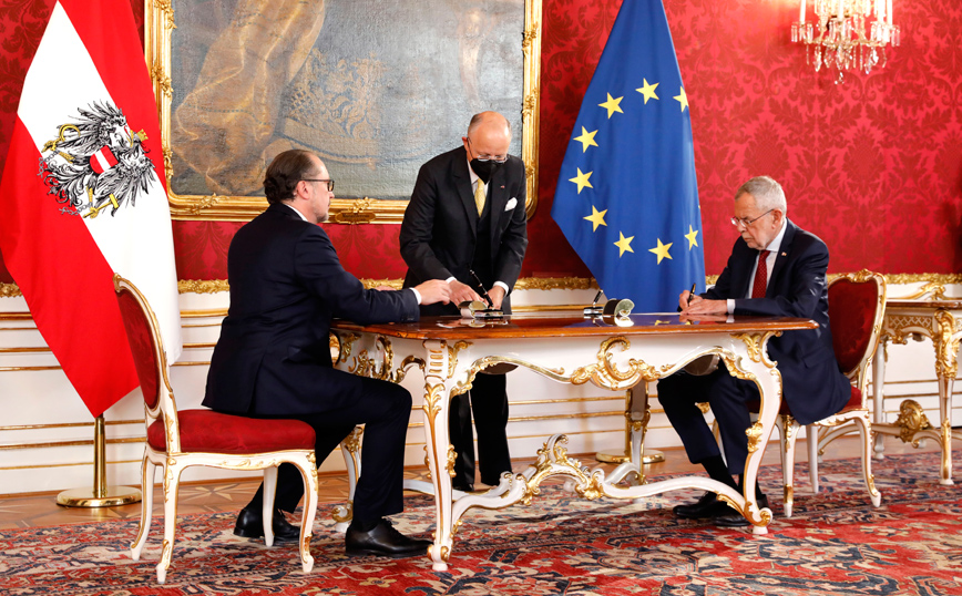 Αλεξάντερ Σάλενμπεργκ Αλεξάντερ Σάλενμπεργκ