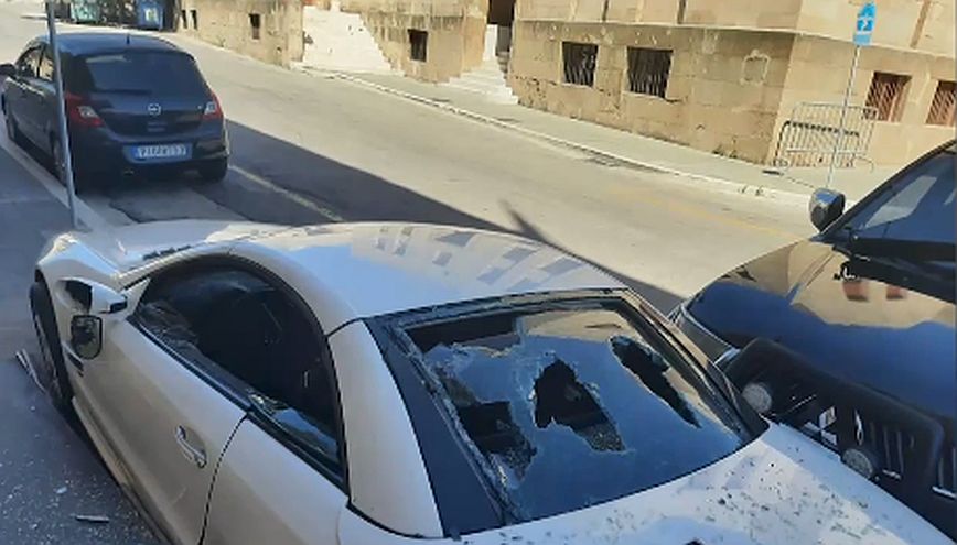 Αποσύρθηκαν όλες οι κατηγορίες για τον υπαστυνόμο που κατέστρεψε το αυτοκίνητο του διευθυντή του