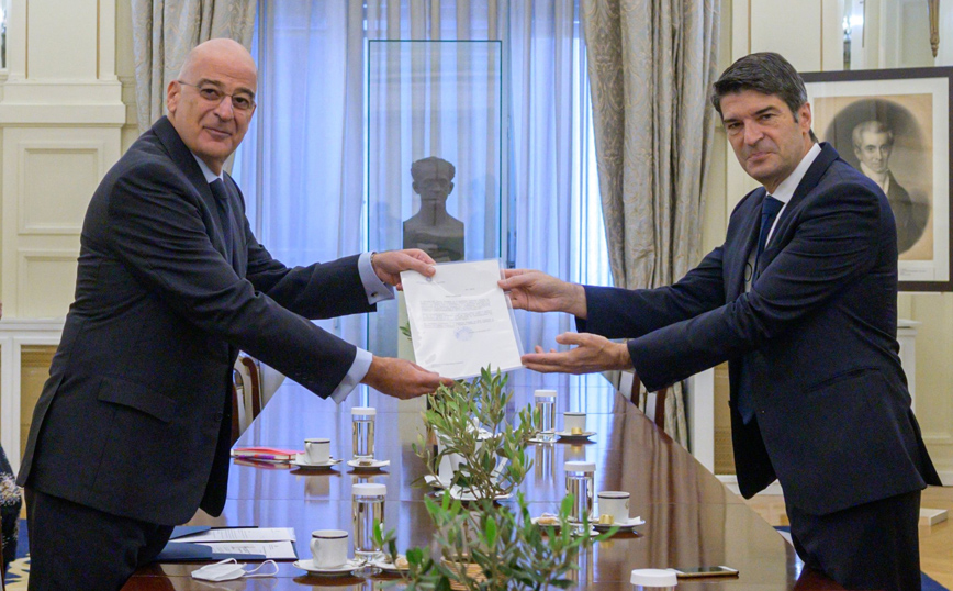 Συμφωνία Ελλάδας &#8211; Γαλλίας: Ρηματική διακοίνωση για την επικύρωσή της επέδωσε ο Νίκος Δένδιας στον Γάλλο πρέσβη
