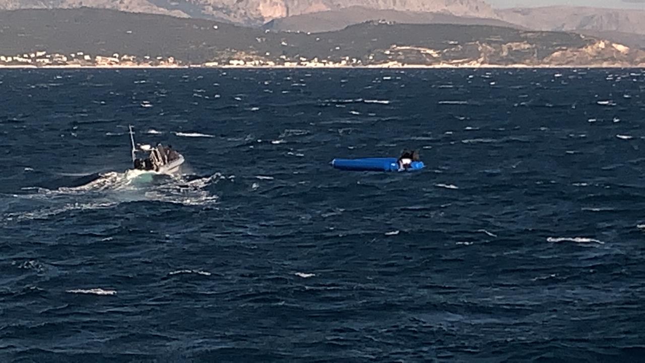 Ναυάγιο με 4 νεκρούς στη Χίο: Αποκολλήθηκε το πάτωμα της βάρκας &#8211; Δύο νέα συγκλονιστικά βίντεο