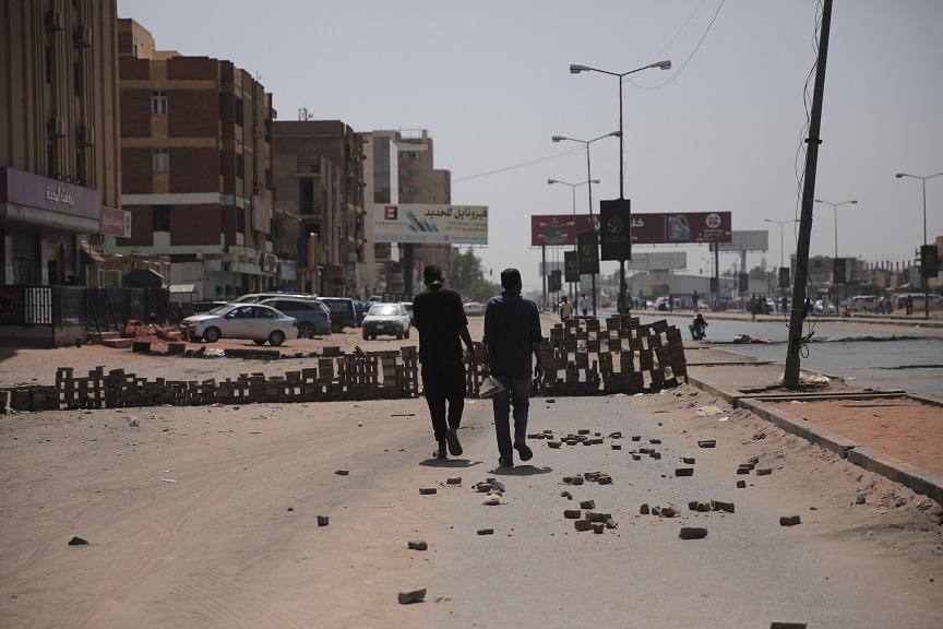 Πραξικόπημα στο Σουδάν: Η Παγκόσμια Τράπεζα αναστέλλει τις εκταμιεύσεις βοήθειας