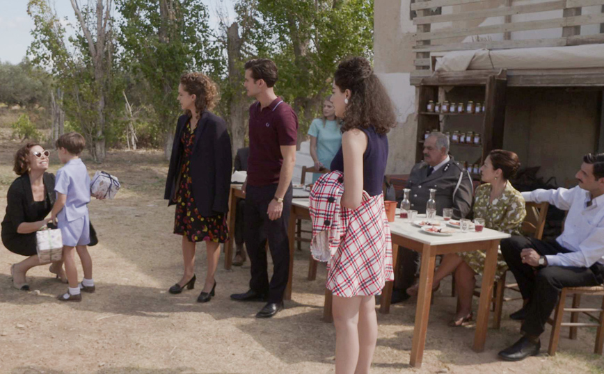 Άγριες Μέλισσες Άγριες Μέλισσες