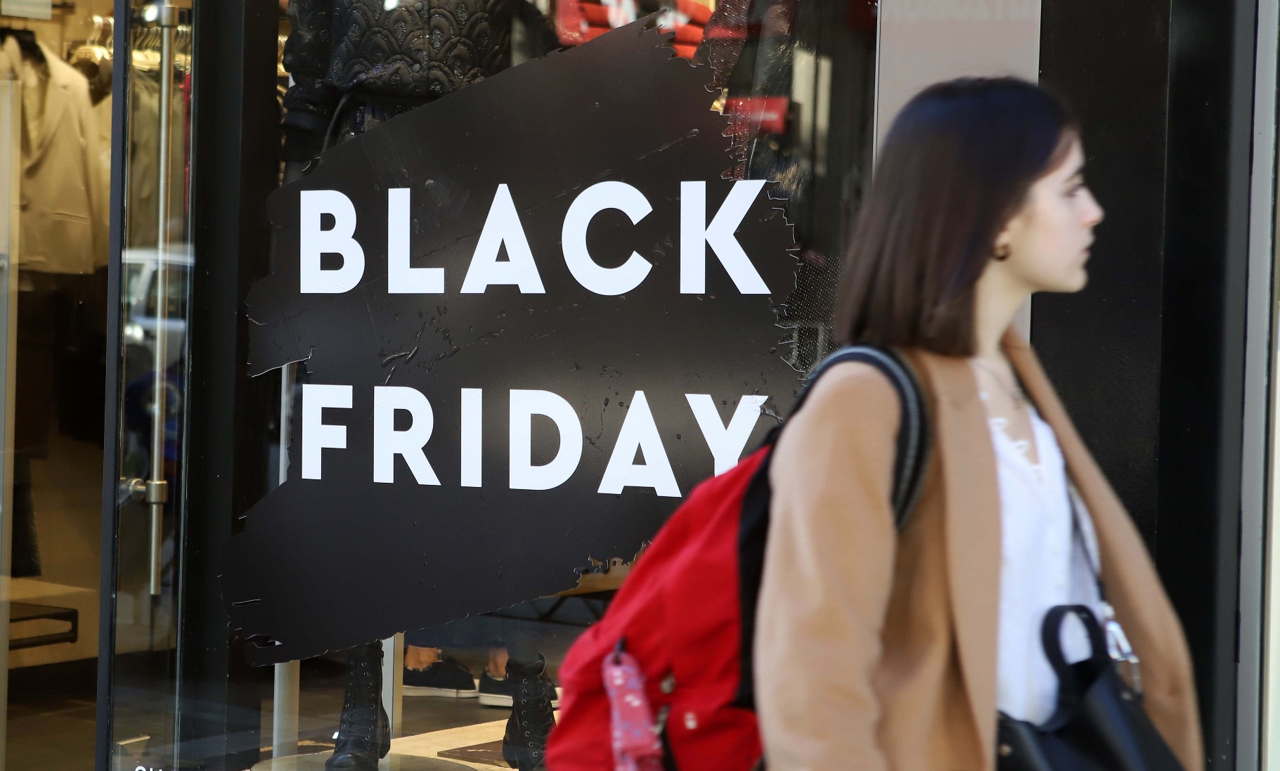 Black Friday 2021: Αντίστροφη μέτρηση για την Παρασκευή των προσφορών – Γιατί έχει… ξεχειλώσει