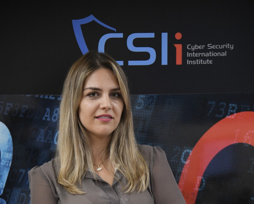Η διευθύντρια του Διεθνούς Ινστιτούτου Κυβερνοασφάλειας (CSI Institute), Κέλλυ Ιωάννου Η διευθύντρια του Διεθνούς Ινστιτούτου Κυβερνοασφάλειας (CSI Institute), Κέλλυ Ιωάννου