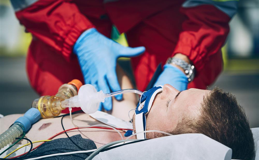 θεσμός του «πρώτου ανταποκριτή της Κοινότητας»