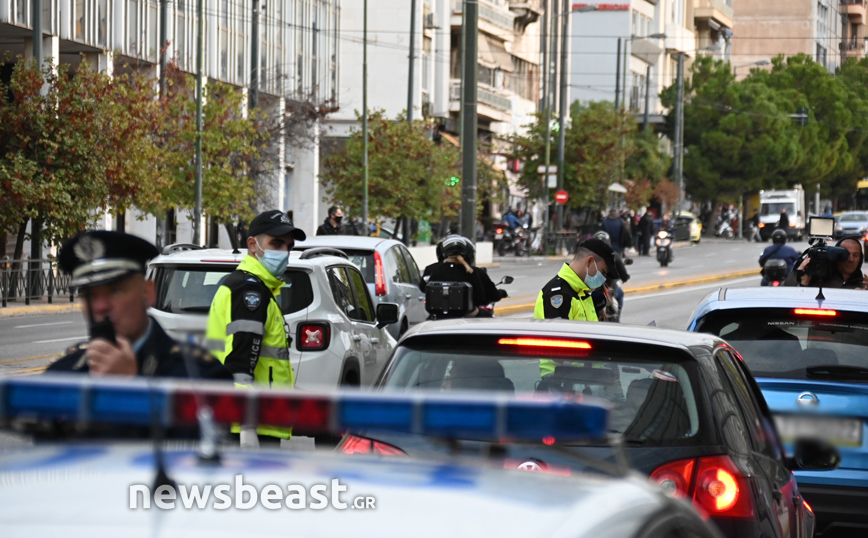 Δακτύλιος: Εικόνες από ελέγχους την πρώτη ημέρα εφαρμογής του μέτρου