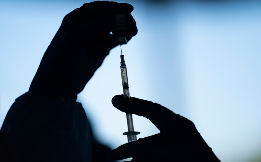 Κορονοϊός: Σε πόσες ημέρες αυξάνονται τα αντισώματα μετά την τρίτη δόση του εμβολίου
