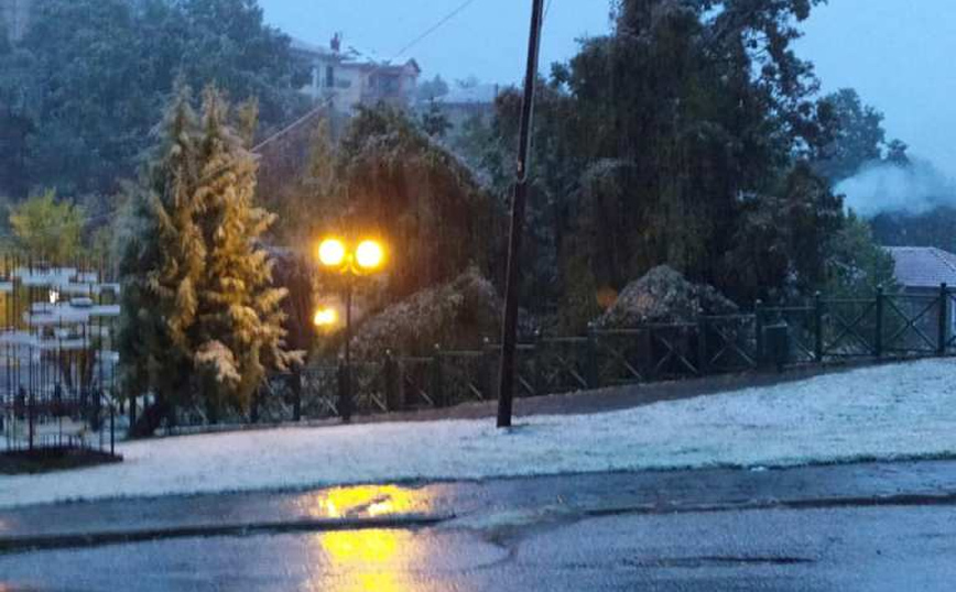 Στα λευκά «ντύθηκαν» οι ορεινές περιοχές της Φλώρινας Στα λευκά «ντύθηκαν» οι ορεινές περιοχές της Φλώρινας