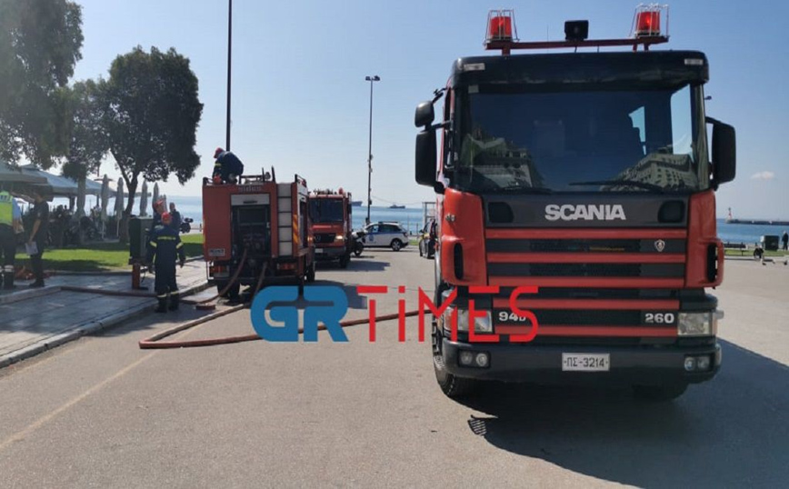 Φωτιά σε Cafe – bar στην πλατεία Αριστοτέλους