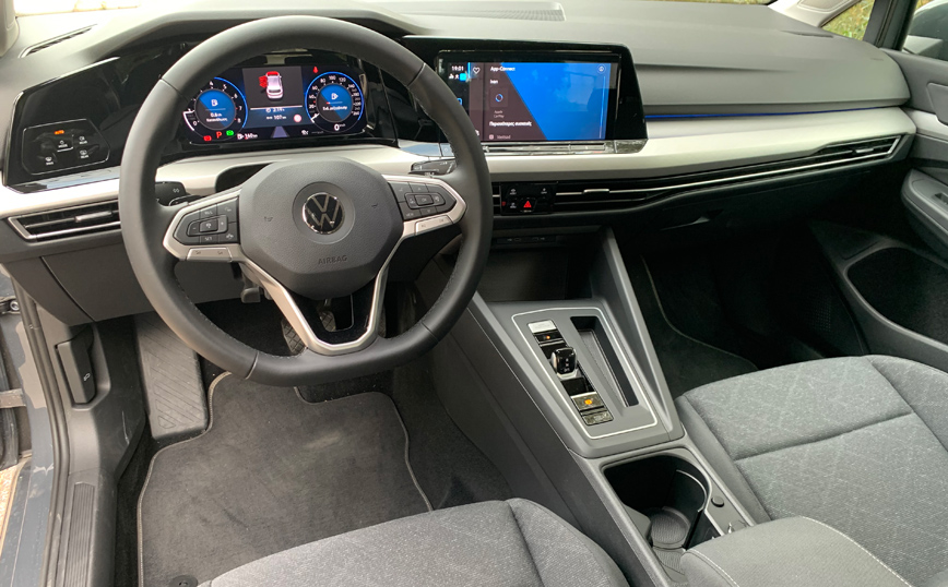 Volkswagen Golf 1.0 eTSI DSG