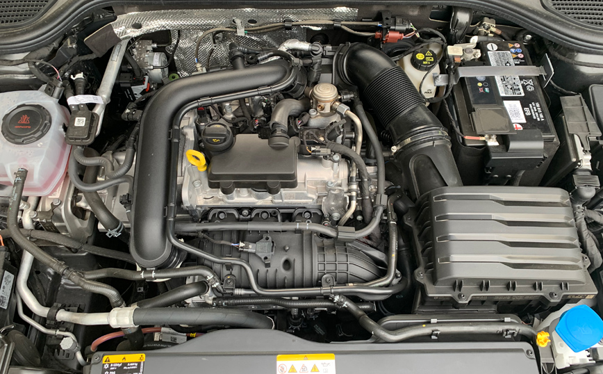 Volkswagen Golf 1.0 eTSI DSG