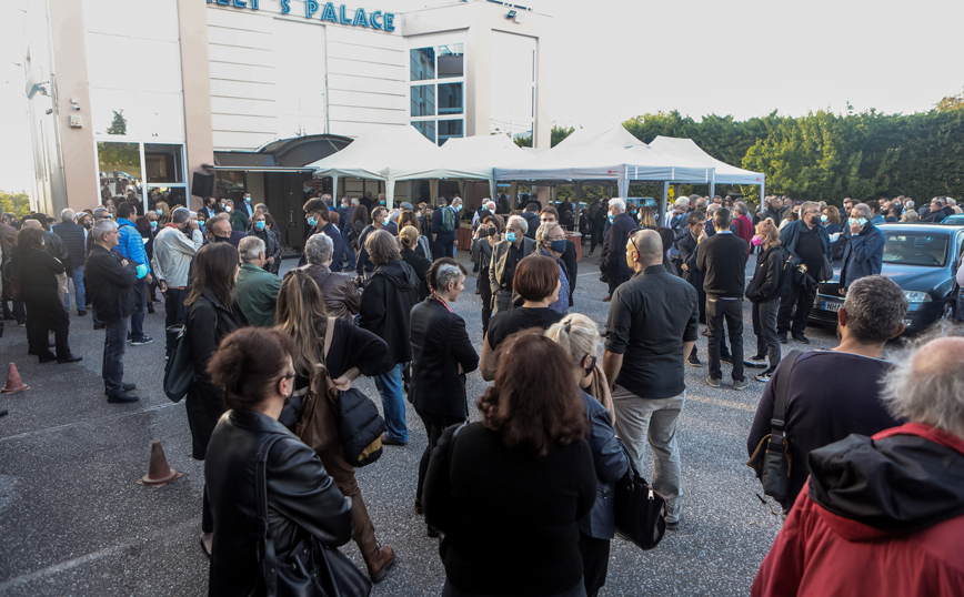 Κηδεία Τάσου Κουράκη Κηδεία Τάσου Κουράκη