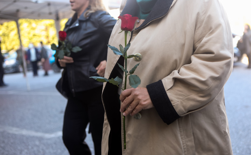 Κηδεία Τάσου Κουράκη Κηδεία Τάσου Κουράκη