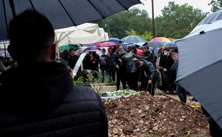 Κηδεία Τσουμάνη Κηδεία Τσουμάνη